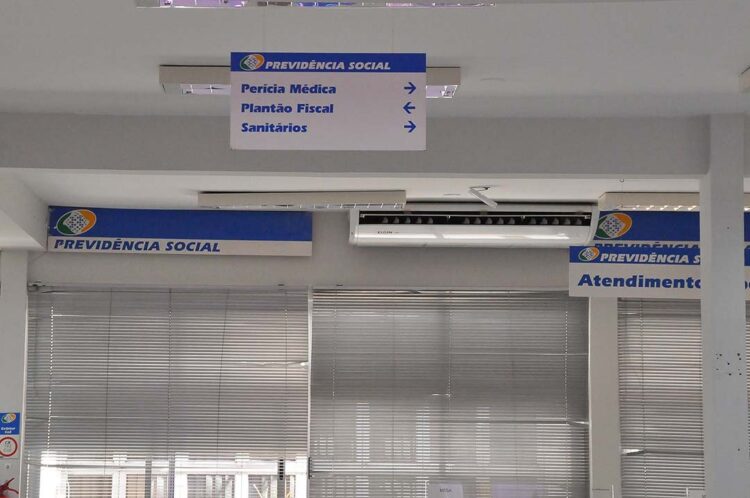 Concessão de benefícios do INSS cresce 12% e pressiona contas públicas
