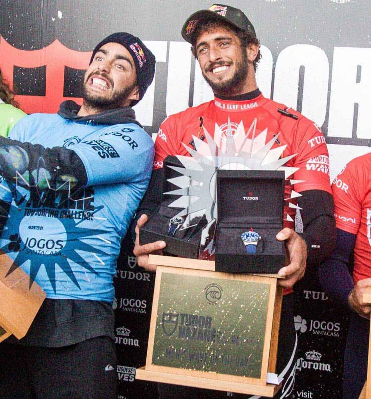 Ex-BBBs, Chumbo e Scooby vencem campeonato de ondas gigantes em Nazaré