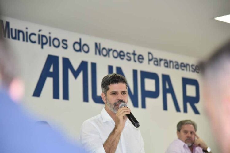 Julio Leite toma posse como presidente da Amunpar nesta sexta-feira