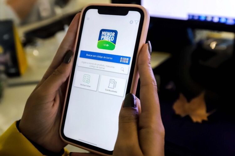 Paranaenses conseguem encontrar materiais  escolares mais baratos com Menor Preço