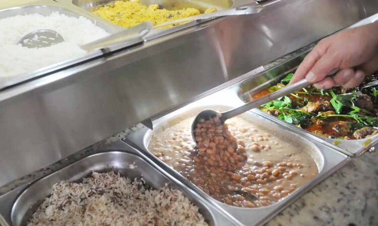 Preço da cesta básica diminuiu em 15 capitais em 12 meses