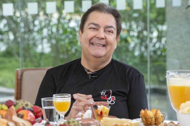 Para quem fez um transplante do coração, o de rim é mais tranquilo, diz Faustão