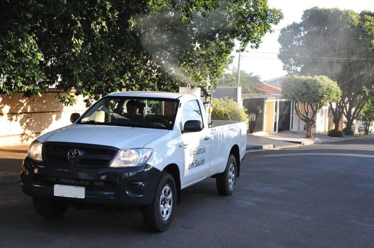 Falta de inseticida atrasa chegada de carro fumacê a Paranavaí