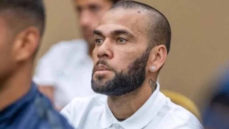 Julgamento de Daniel Alves na Espanha começa com pedido de suspensão pela defesa