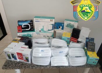 PRE apreende produtos contrabandeados  do Paraguai em carro de São João do Caiuá