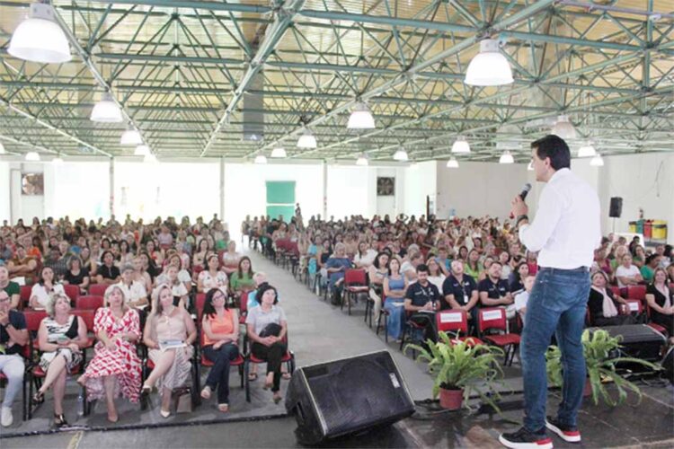 Capacitação para rede municipal de ensino abordou a Educação Humanizada