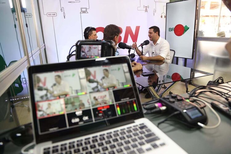 Infraestrutura e industrialização estão fortalecendo  o agro paranaense, destaca governador