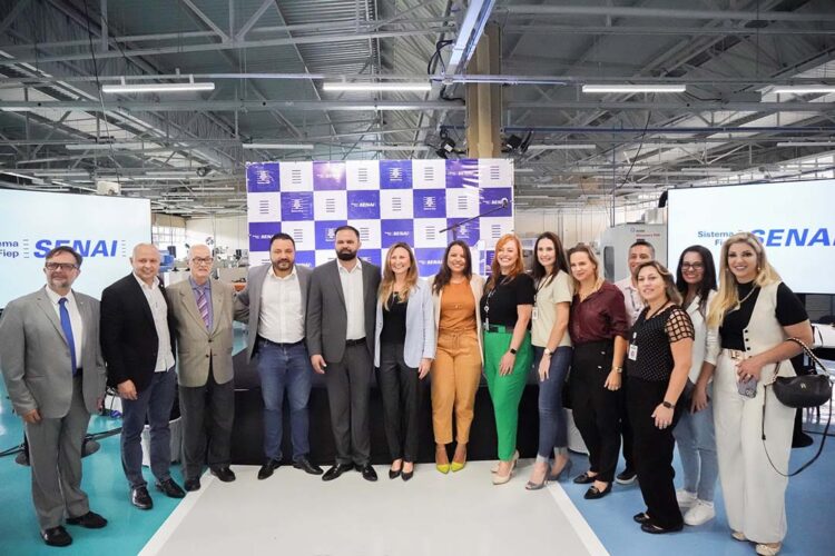 Estado inicia cursos profissionalizantes a mais de 2 mil alunos