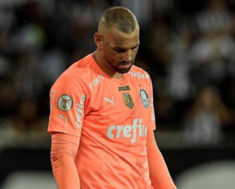 Weverton tem atuação irregular e acende alerta antes das finais no Paulista