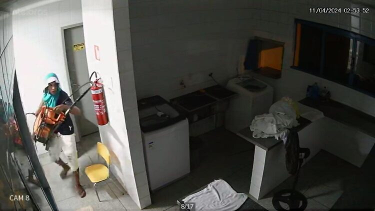 Jovem de 20 anos é preso por furtar CMEI em Amaporã