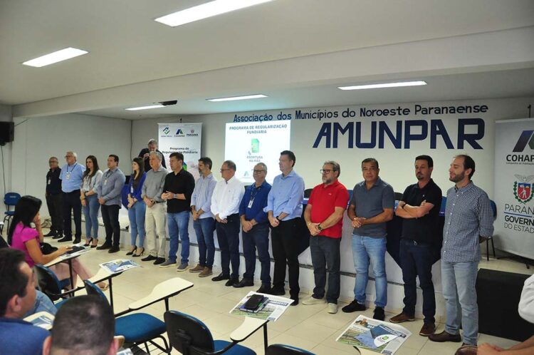 Municípios da Amunpar aderem a programa estadual de regularização fundiária
