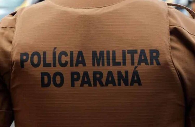 Homem é preso pela PM por roubo, tráfico de drogas e corrupção de menor