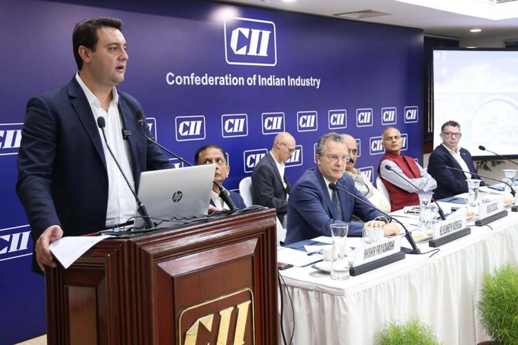 Governador apresenta potenciais do Paraná à Confederação Industrial da Índia