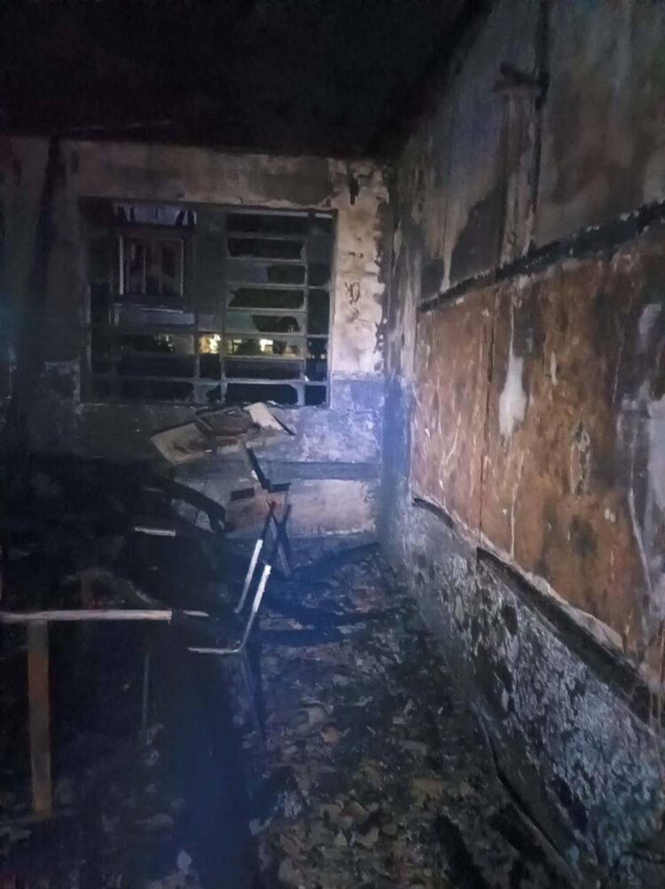 Governo do Estado pretende reconstruir em quatro meses escola destruída pelo fogo