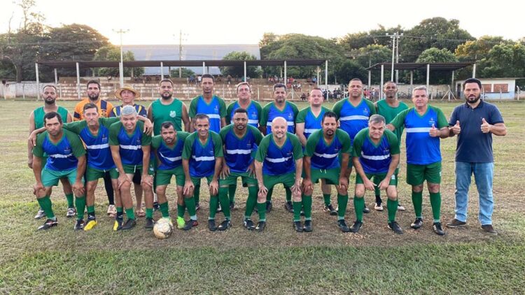 Veteranos da Caiuaense goleia time do Mato Grosso do Sul em partida amistosa
