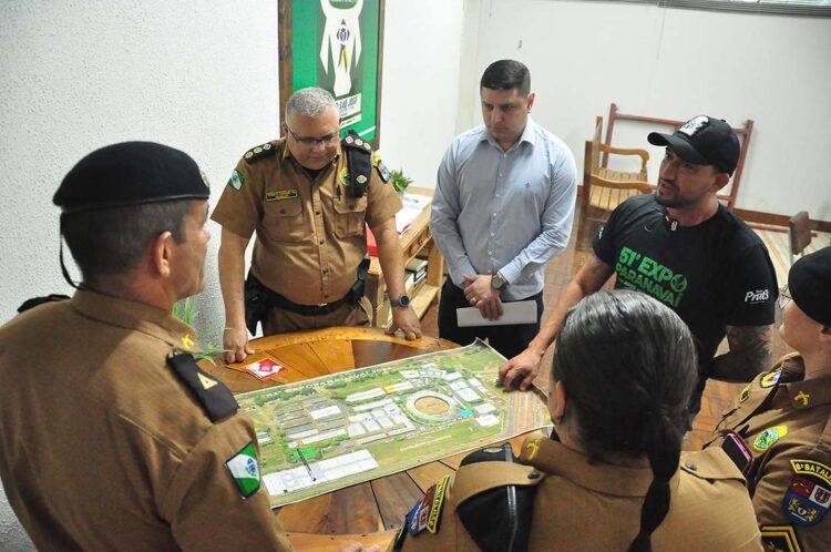 Polícia Militar reforça segurança no parque  de exposições durante a feira agropecuária