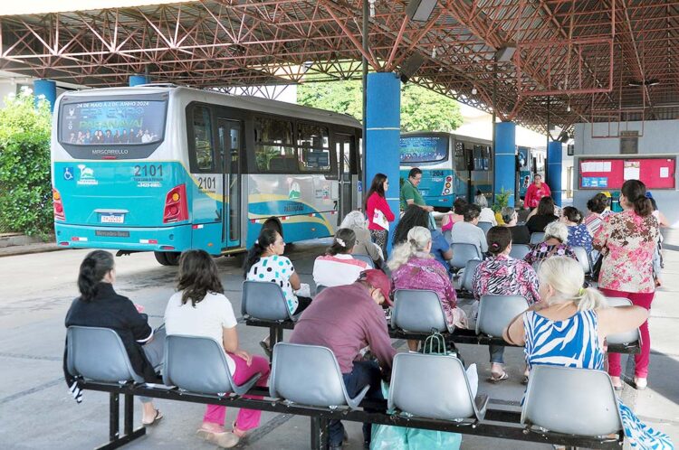 Vereadores pedem celeridade no novo contrato do transporte coletivo urbano