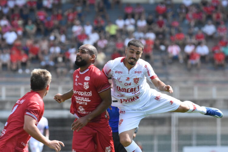 ACP perde para Rio Branco na estreia da Série B