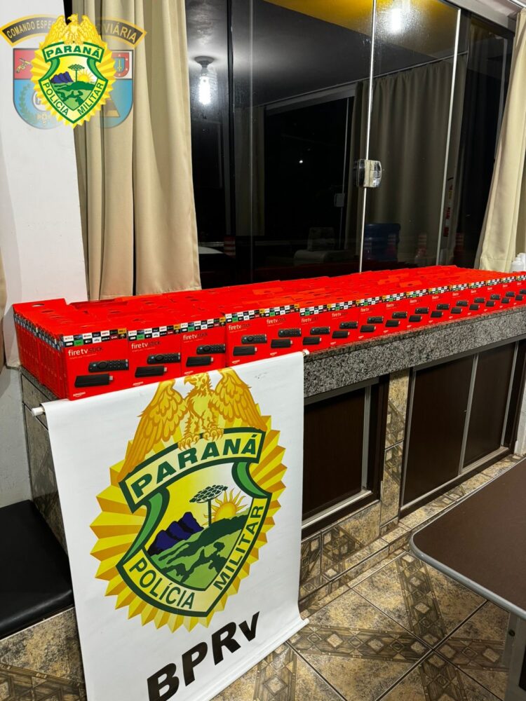 PRE apreende 60 celulares contrabandeados na PR-323 em Maringá