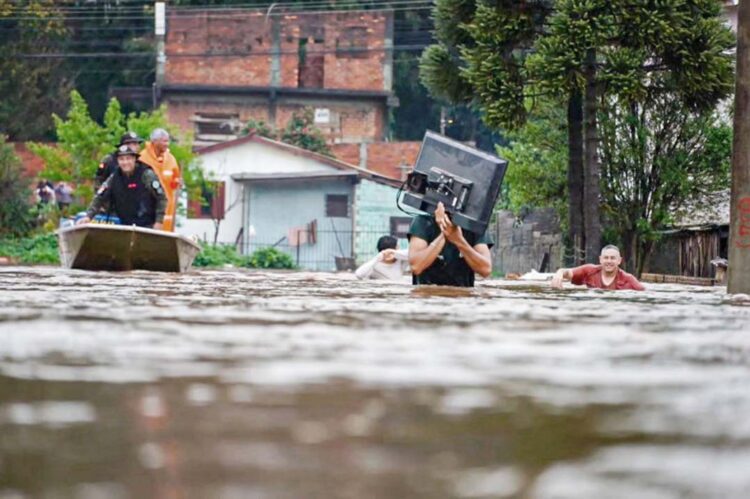 Pesquisa aponta falta de políticas urbanas para desastres naturais no Brasil