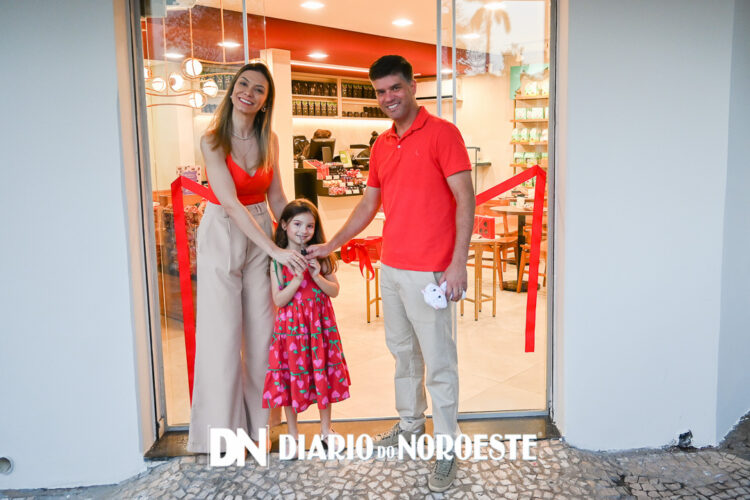 Fotos da inauguração da Kopenhagen em Paranavaí