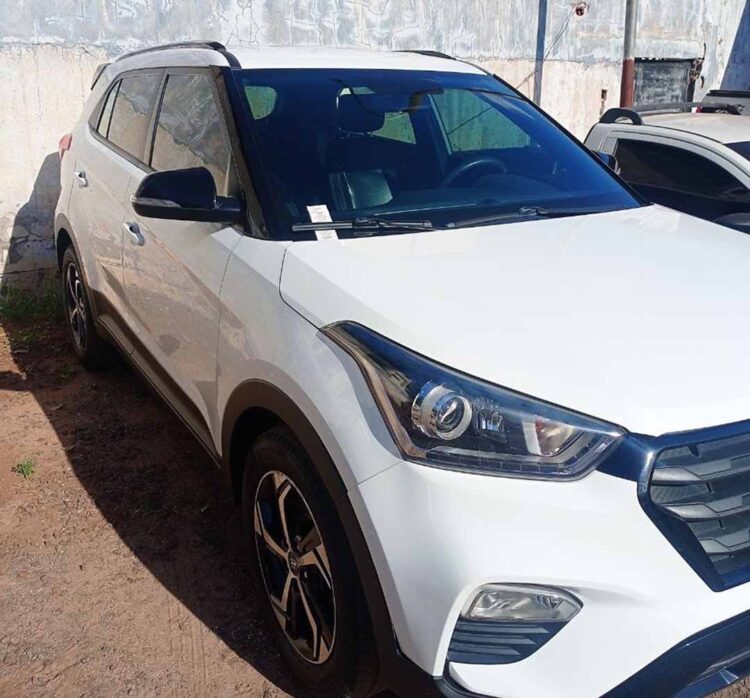 Dois homens são presos após serem flagrados com carro com placa clonada em Paranavaí