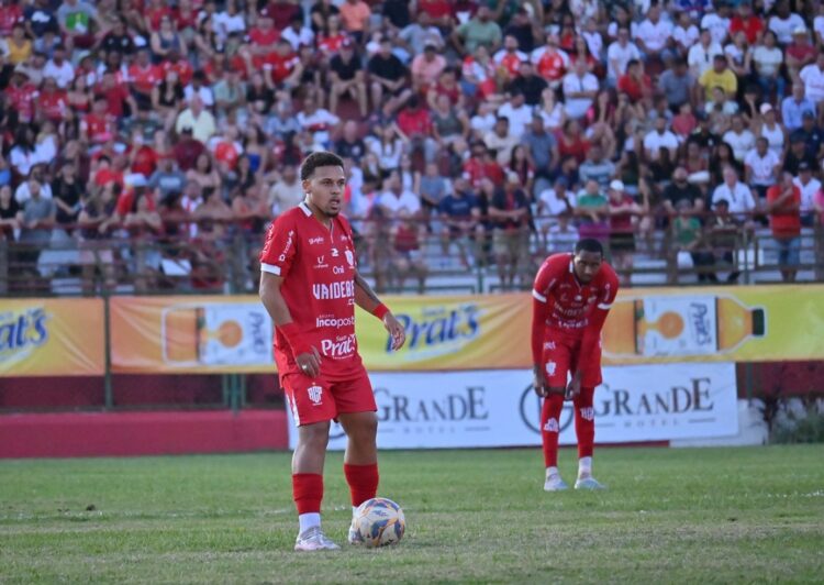 ACP e Paraná Clube voltam a se enfrentar depois de 11 anos