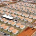 Darci Piana entrega residencial com 120 casas a famílias de Nova Londrina