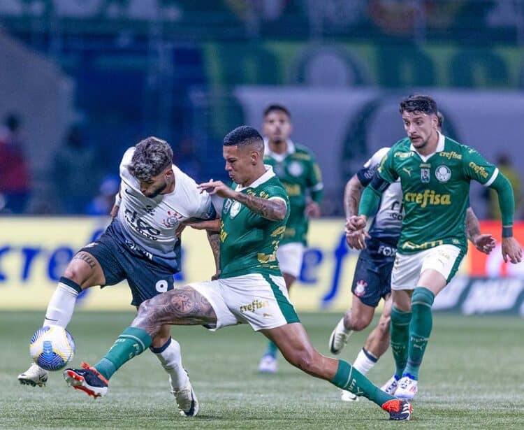 Corinthians anuncia demissão do treinador António Oliveira