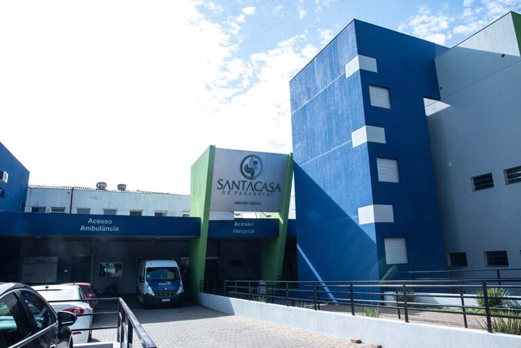 Deputado Tião Medeiros pede ação direta do governo para sanar problemas financeiros das santas casas