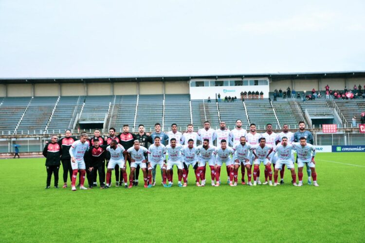 ACP perde para o Rio Branco e continua na Série B