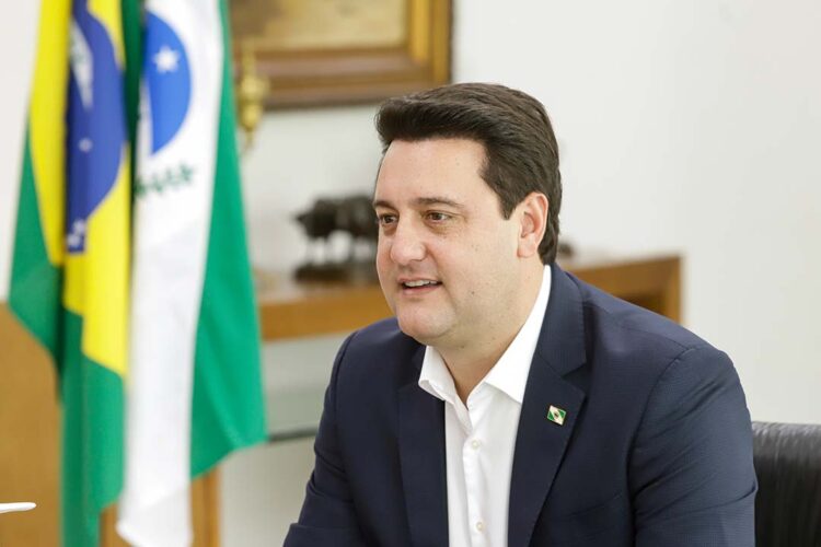 Governador sanciona Lei de Diretrizes Orçamentárias para 2025 no Paraná