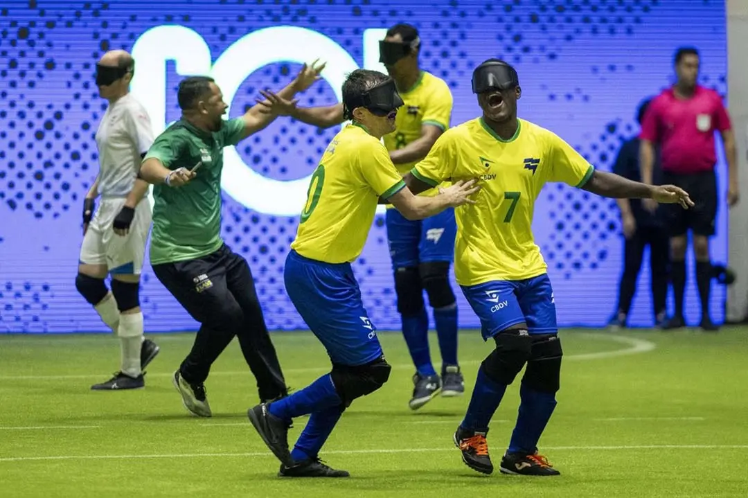 Seleção brasileira vai à Paris para ampliar hegemonia no futebol de cegos