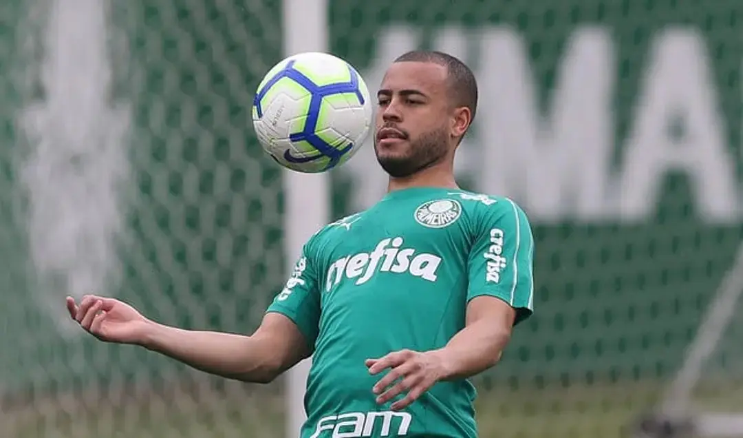 Mayke tem lesão confirmada, e Vitor Reis vira dúvida