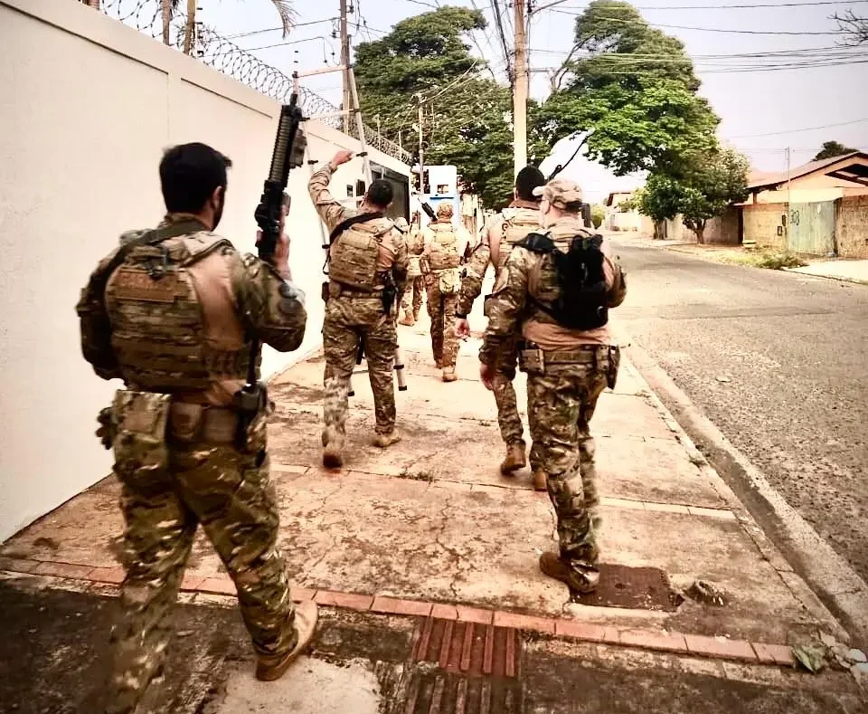 Operação que investiga golpe de falso investimento em criptomoedas cumpre mandados em Paranavaí