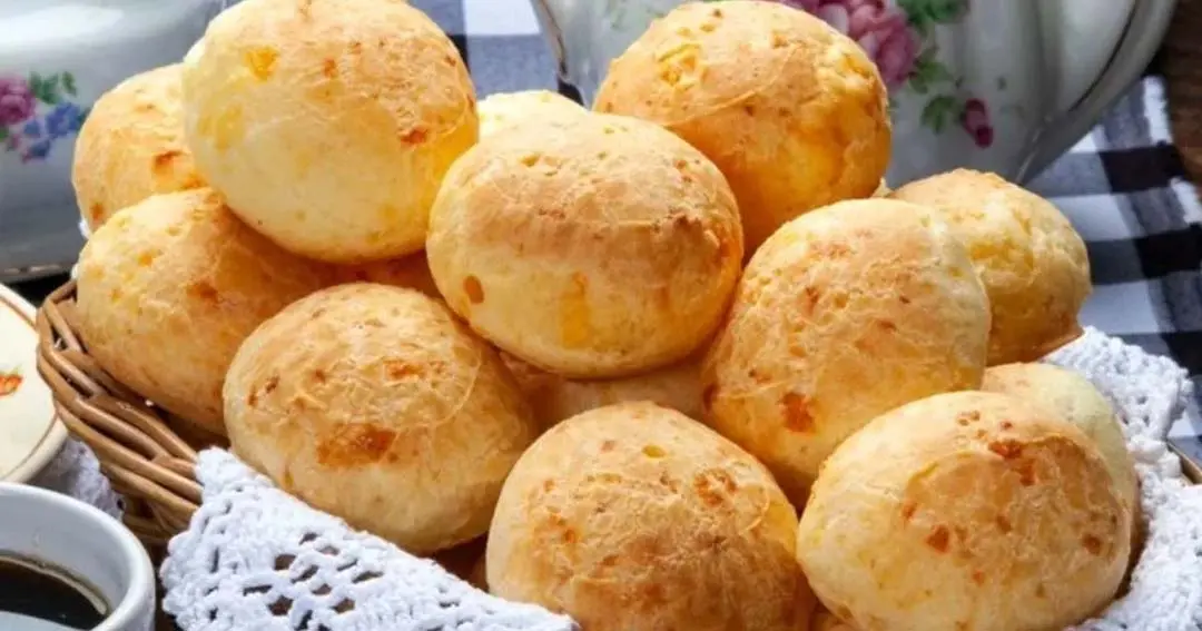 Pão de queijo fácil e delicioso