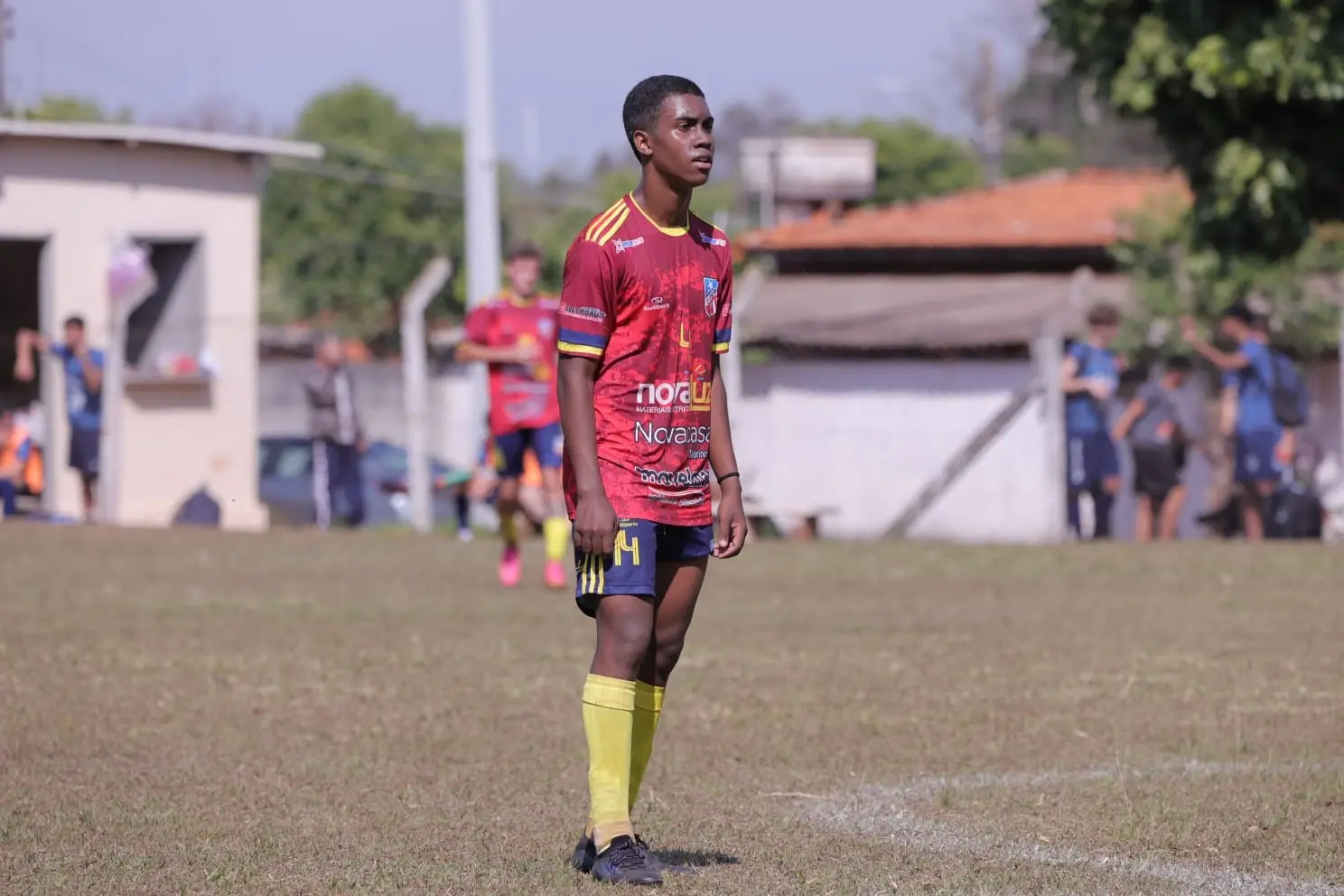 Terra-riquense disputa campeonato de base por equipe de Maringá
