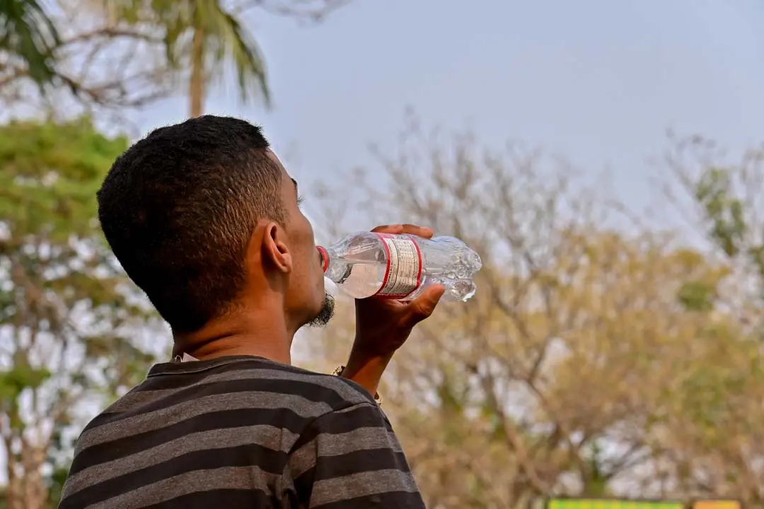 Baixa umidade do ar compromete a saúde e exige cuidados diários
