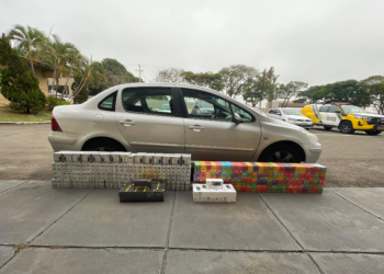 PM apreende 116 cigarros eletrônicos e 24 celulares contrabandeados em Paraíso do Norte; duas pessoas são detidas