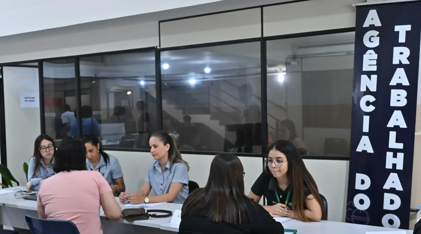 Agência do Trabalhador tem três vagas de estágio para estudantes de Administração