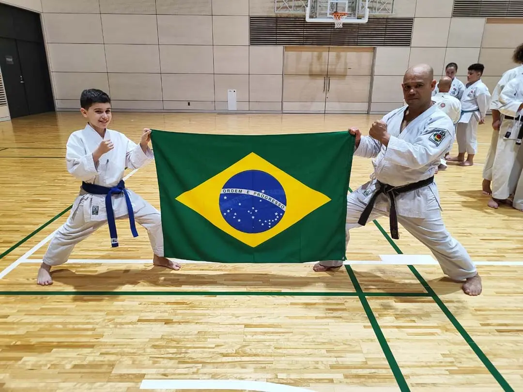 Paranavaienses treinam no Japão para o Mundial de Karatê