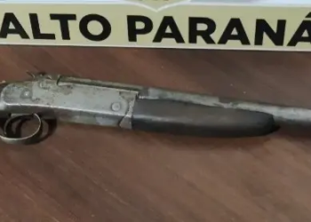 Homem é preso com espingarda irregular em Santo Antônio do Caiuá