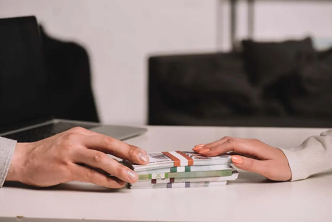 Estado repassa quase R$ 1 bilhão aos municípios paranaenses em setembro