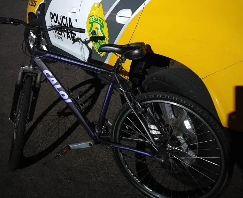 Mulher foge de abordagem e bicicleta furtada é recuperada