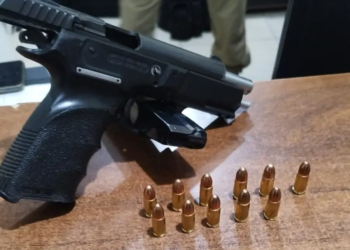 PM prende homem com arma de fogo e 11 munições em Loanda