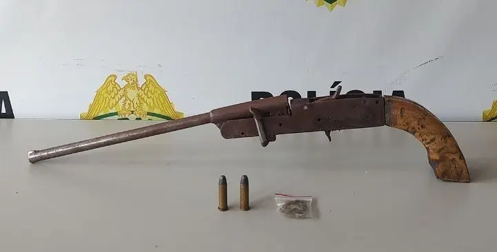 Jovem tenta vender arma de fogo artesanal e é preso pela PM em Paranavaí