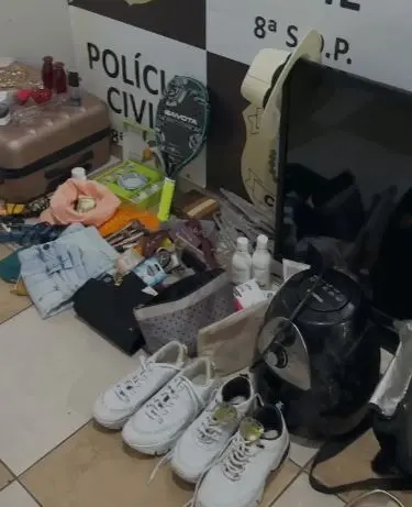 Polícia Civil prende homem com diversos itens furtados e drogas em Paranavaí