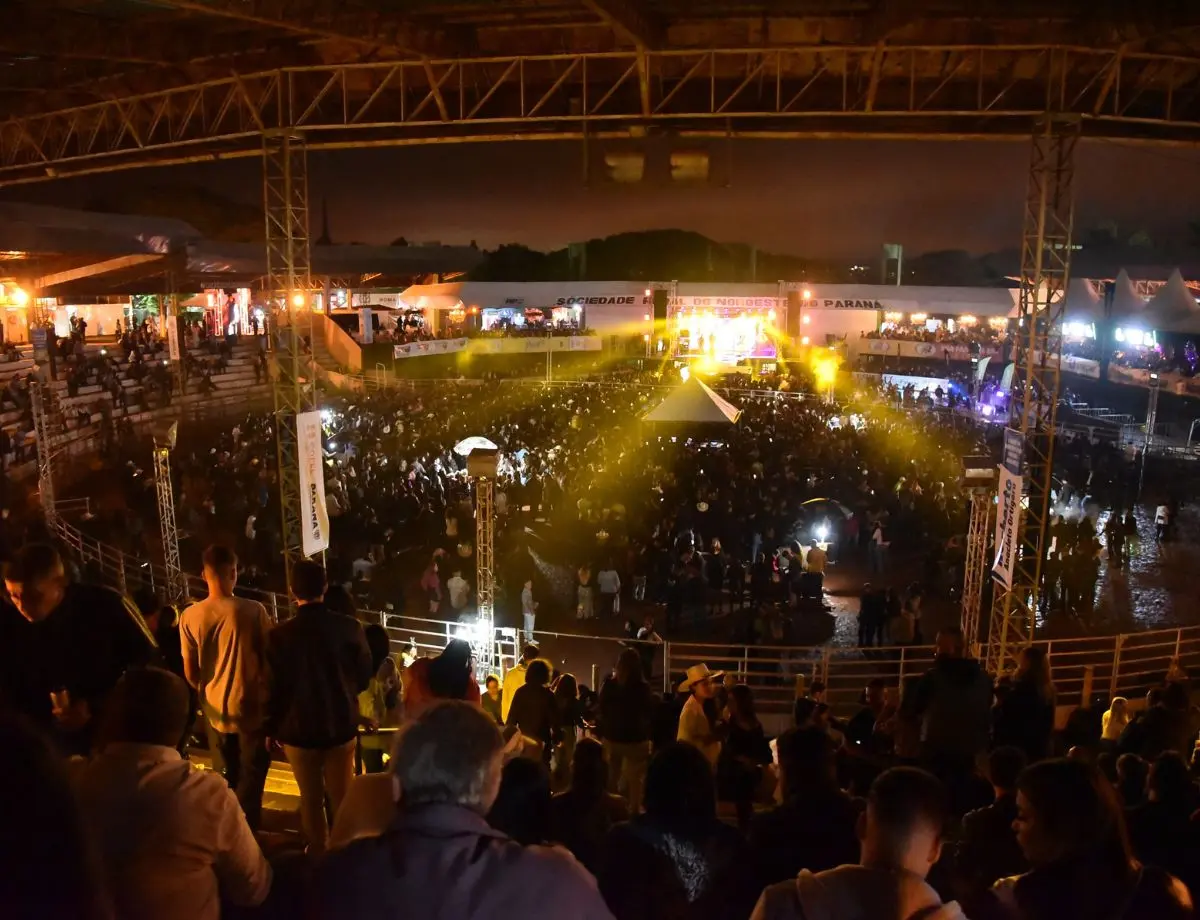 ExpoParanavaí divulga programação de shows; feira será gratuita em 2025