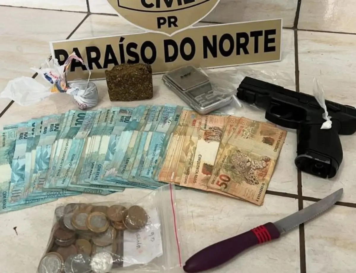 Casal é preso com simulacro de arma de fogo, drogas e 7 mil reais