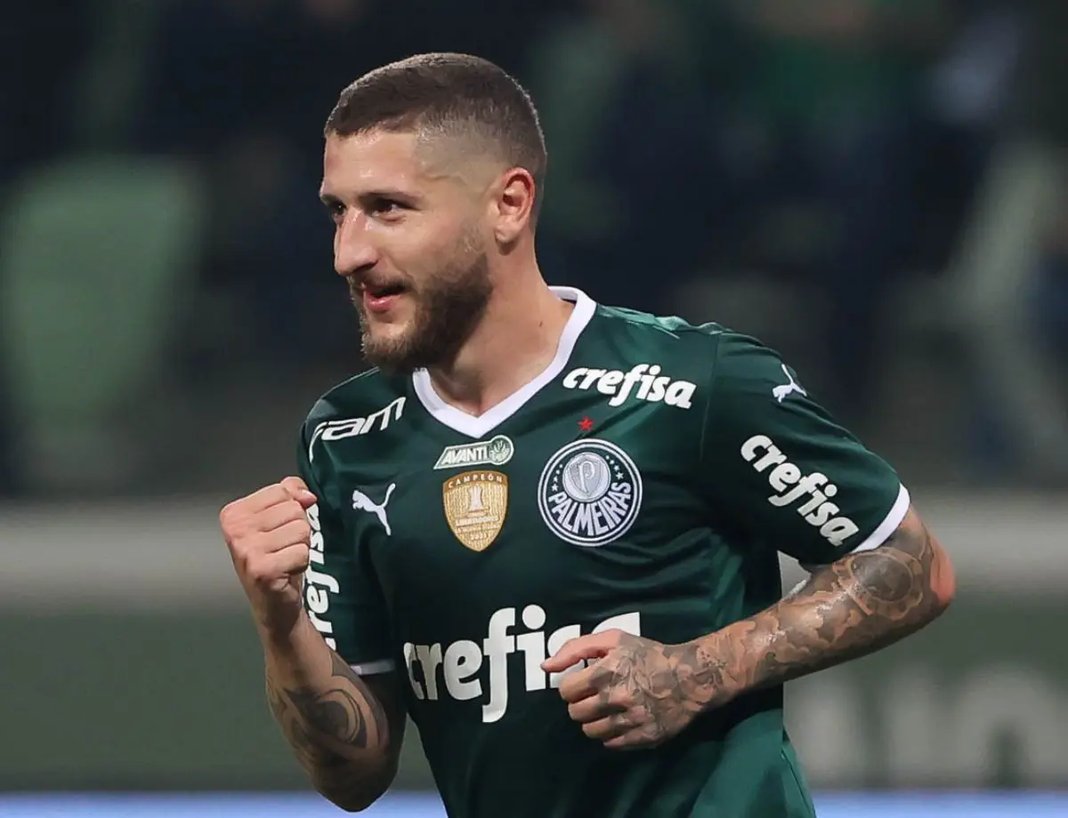 Santos retoma negociação e tenta convencer Zé Rafael